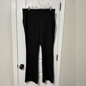 Bootcut black stretchy Vera Wang flare pants